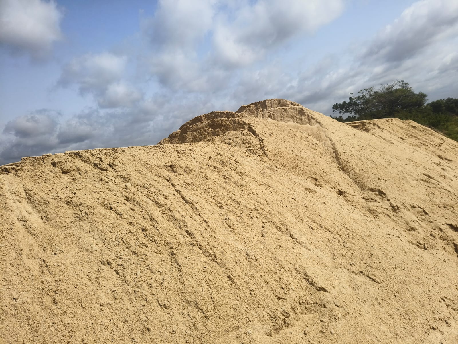 River Sand Grade B
